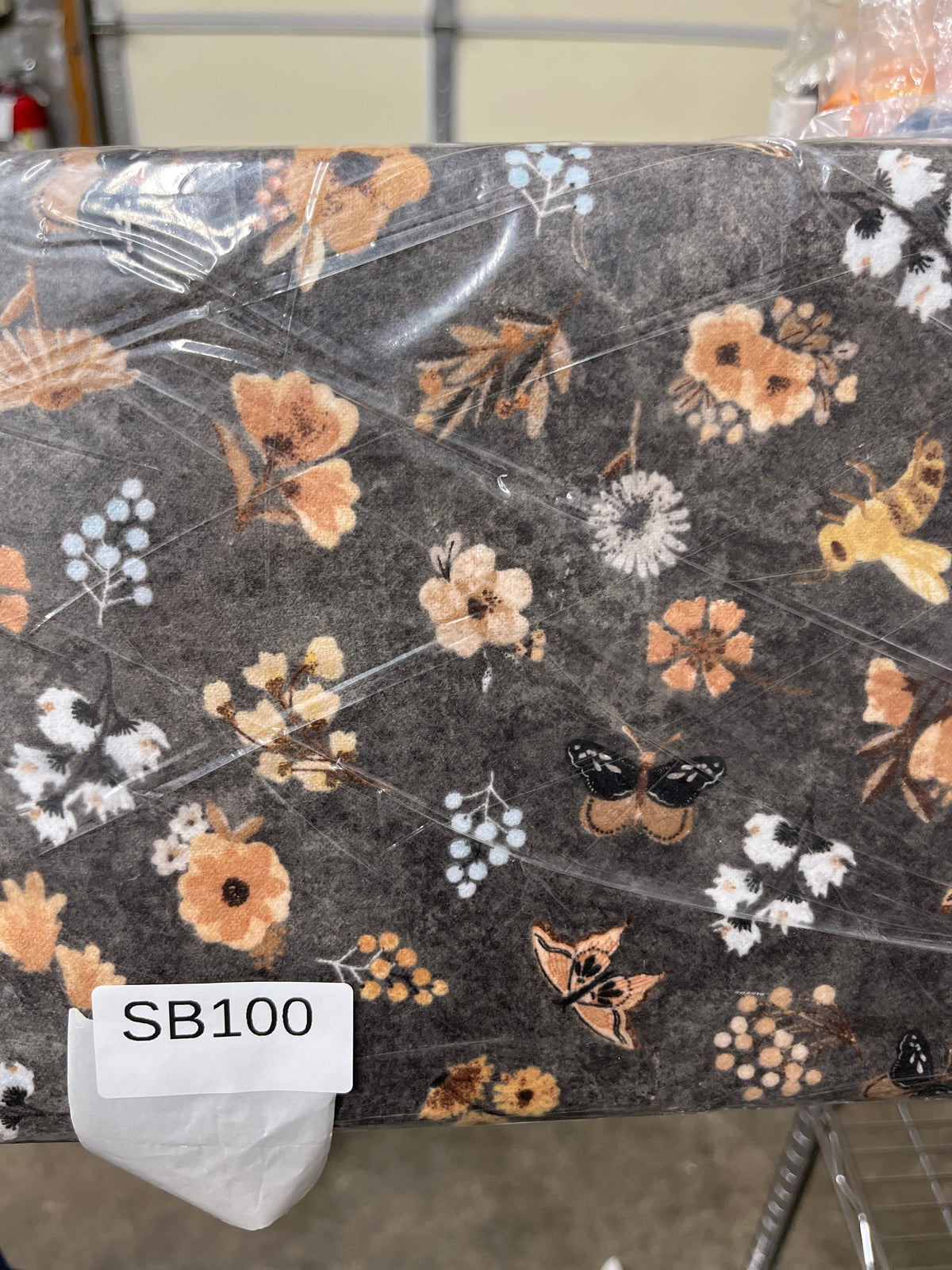 Bear Hugs Flannel Flowers and Insects quilting fabric short bolt A