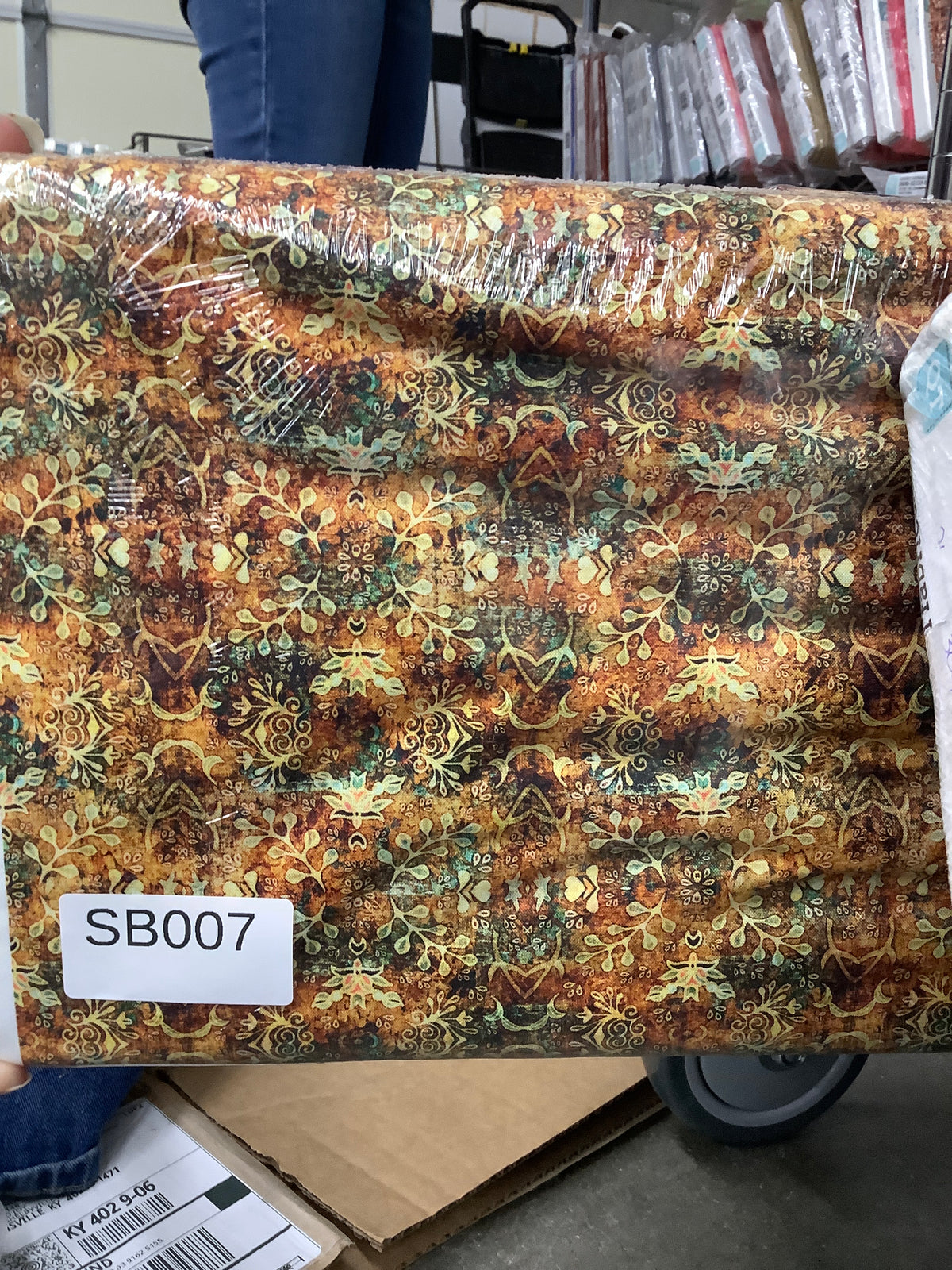Bookworm Folklore Textured Leaf quilting fabric short bolt 3.5 yards