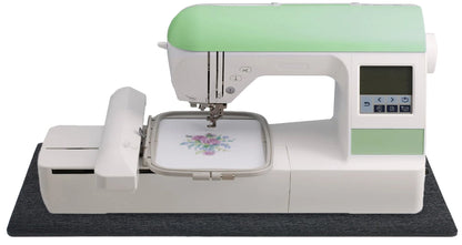 Machine Mat non-slip surface and size reference close-up