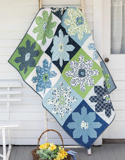 Creative Precut Quilts: Inspiring Designs With Fabric Bundles - image 4 - coordinating quilt fabric bundle