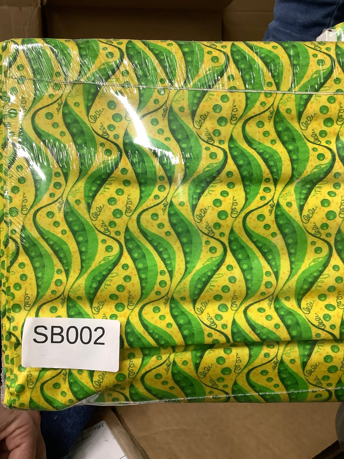 Summer Bounty quilting fabric short bolt 3.5 yards folded