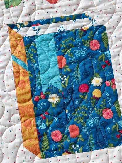 Novel Idea Quilt Pattern finished quilt detail