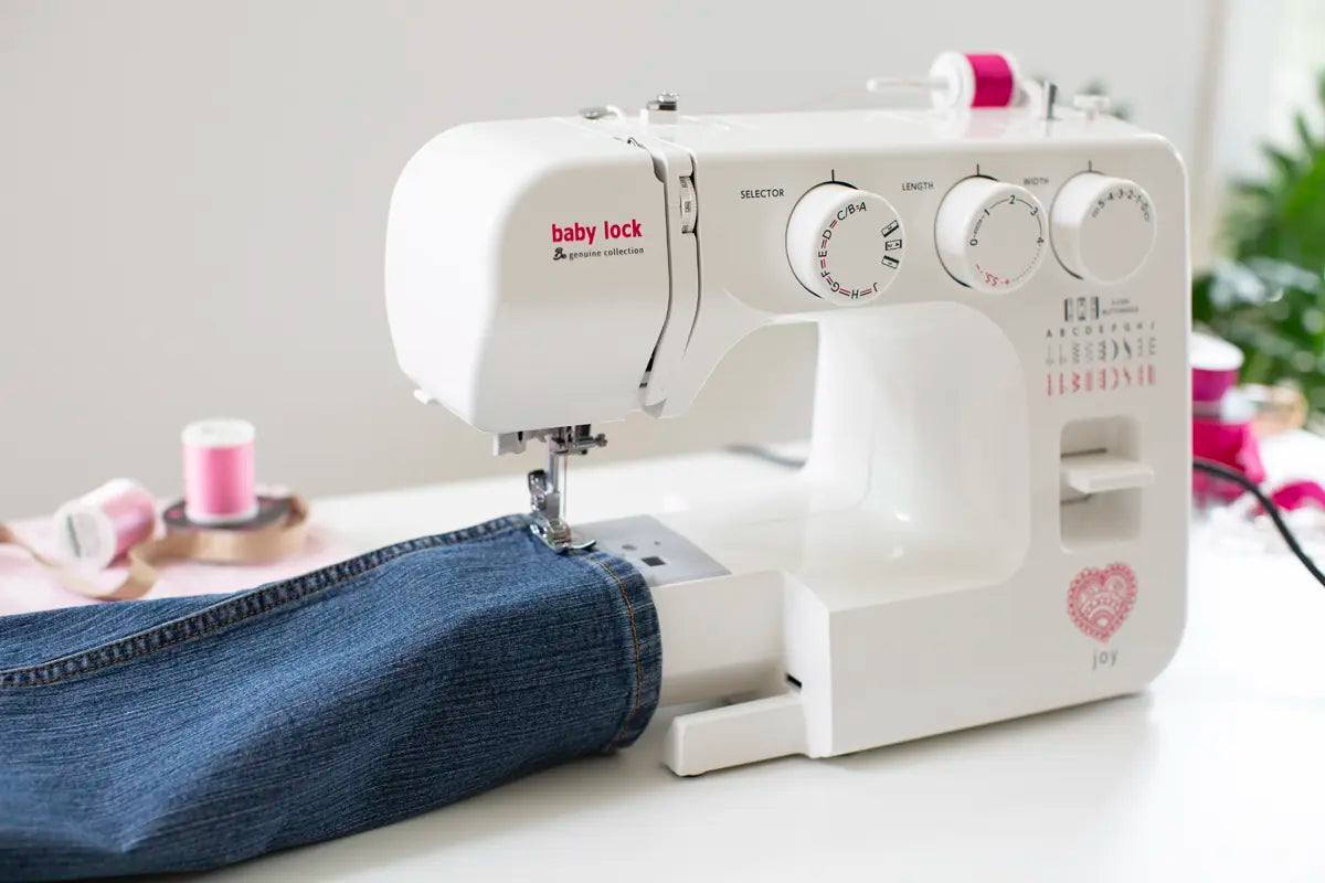 Baby Lock Joy Sewing Machine Open Box - image 5 - Baby Lock sewing machine or accessory