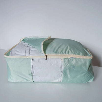 Madam Sew quilt storage bag winter interior view